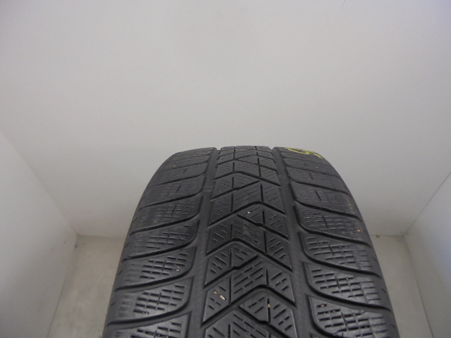 Pirelli Scorpion Winter reifen
