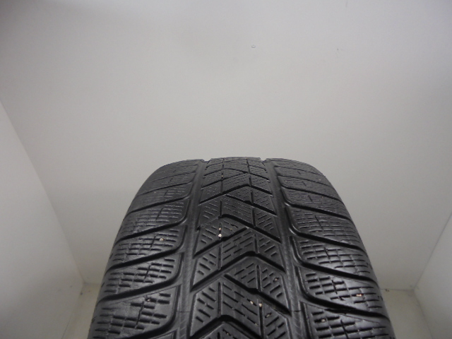 Pirelli Scorpion Winter reifen