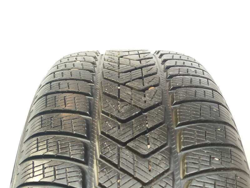 Pirelli Scorpion Winter seal reifen