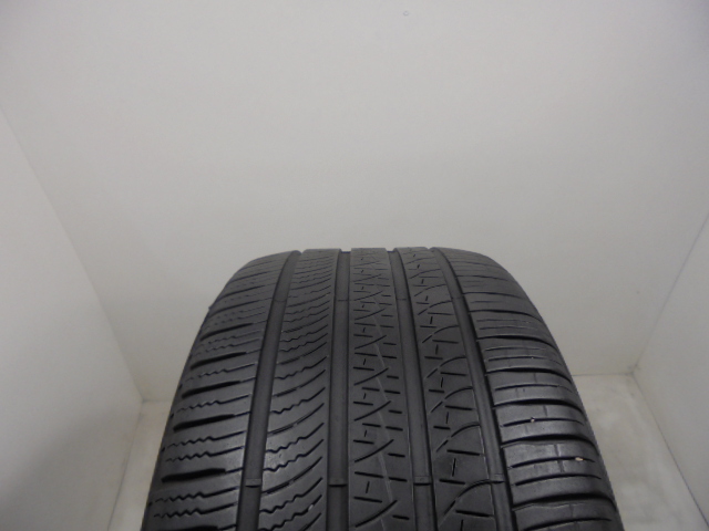 Pirelli Scorpion Zero AS reifen