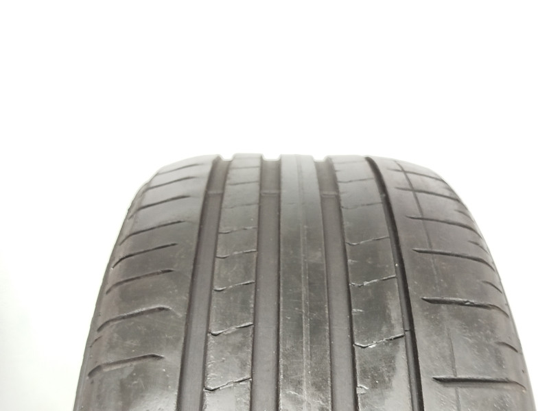 Pirelli Pzero reifen